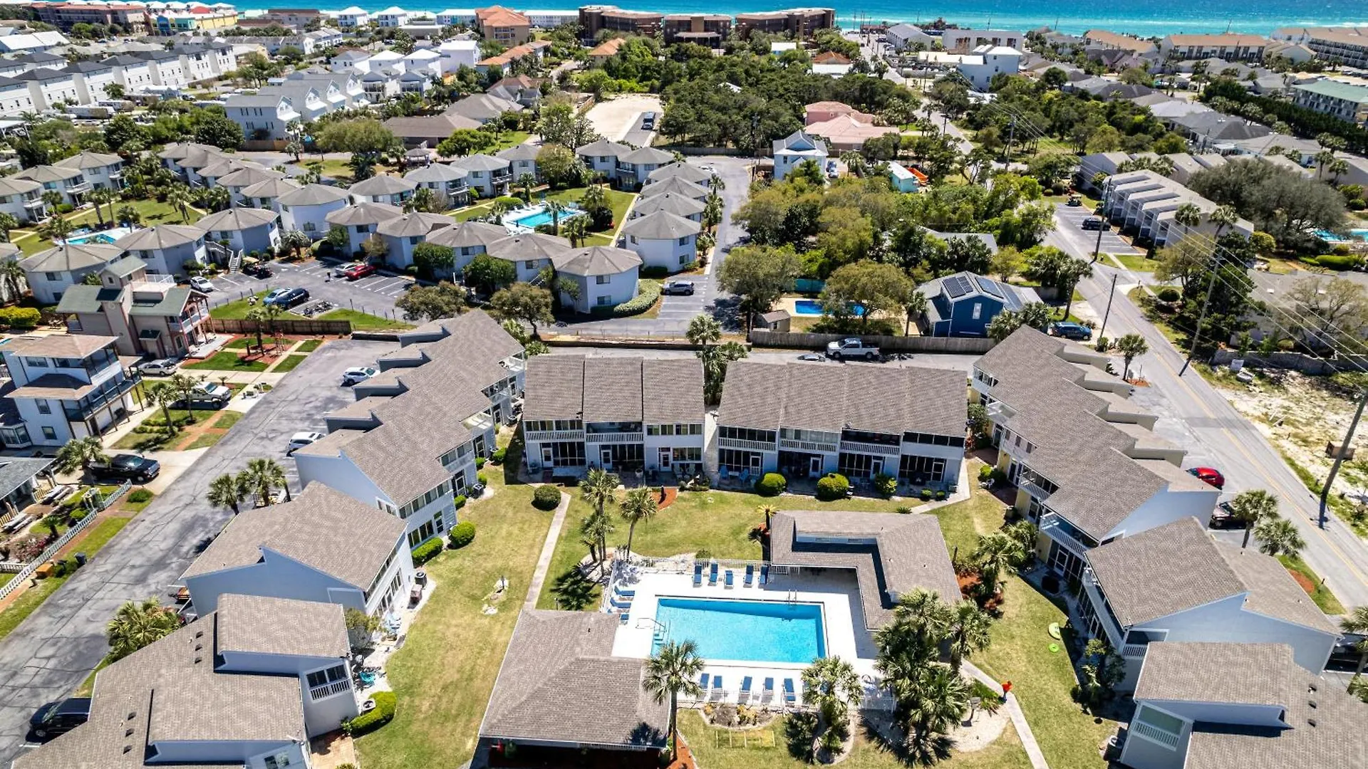 Apartment Oceania 705- By Holiday Isle Properties Destin